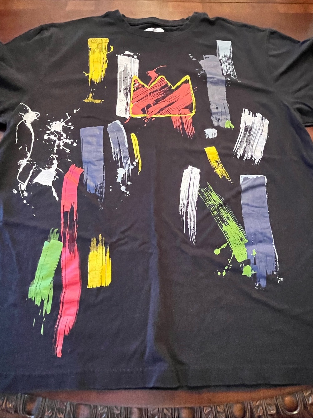 Akademiks Black Short-Sleeve Tee with Multicolor Brushstroke Graphic